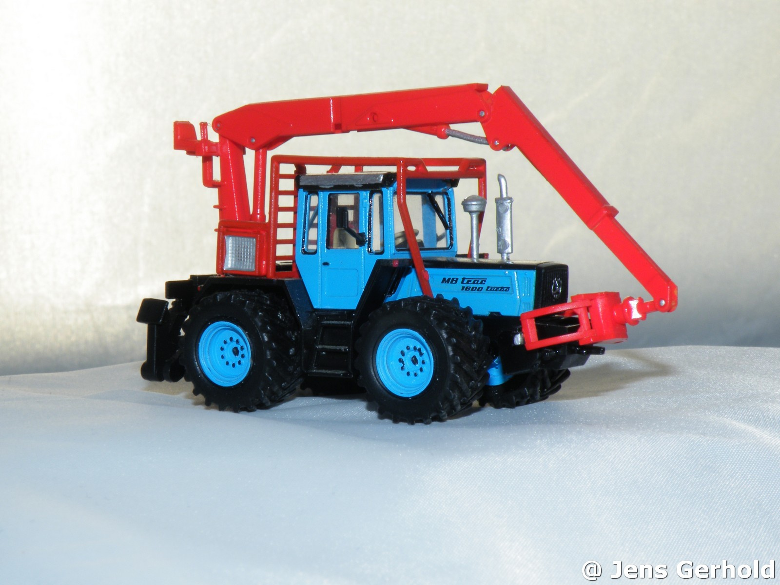 MB-Trac 1600 Forstkran